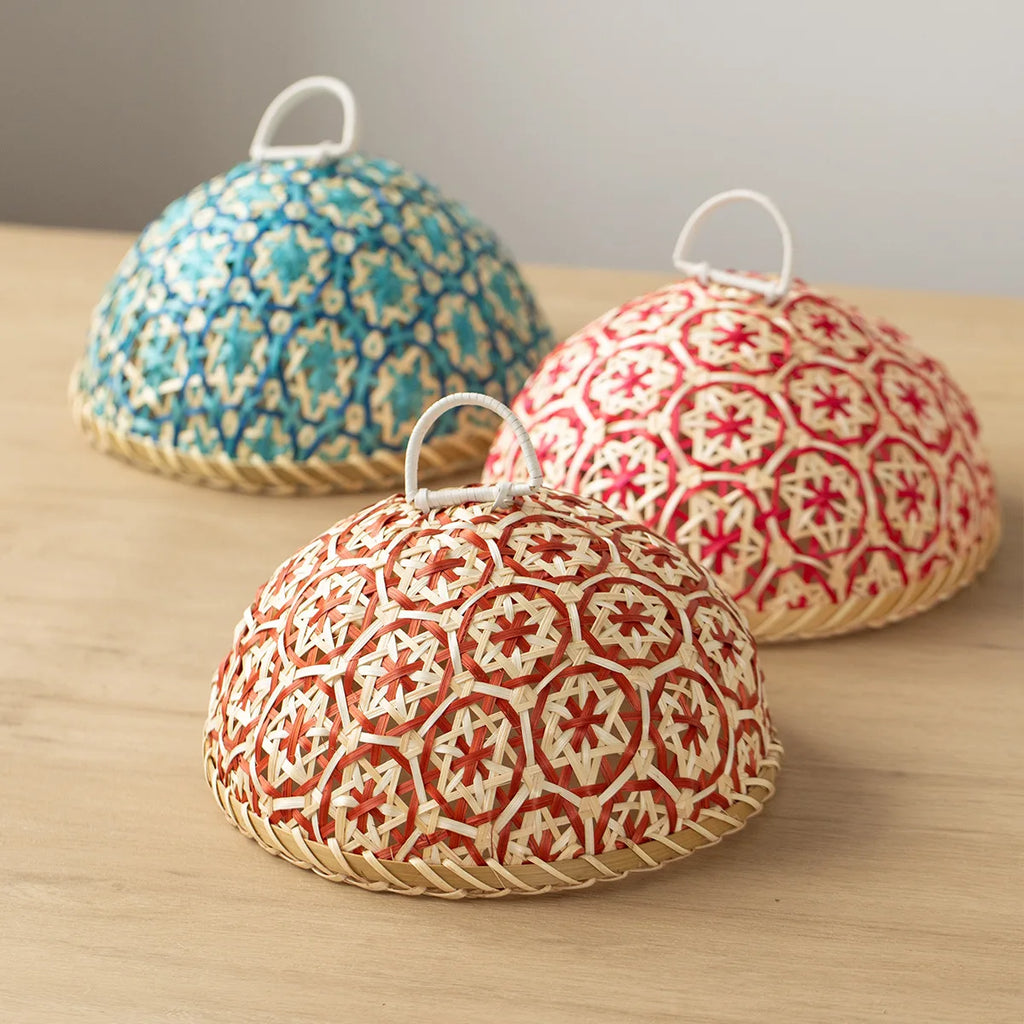 Handwoven Rattan Food Cover with Lid Insect-Proof Circular Table Protector for Fruits Bread Eco-Friendly Kitchen Storage Dome